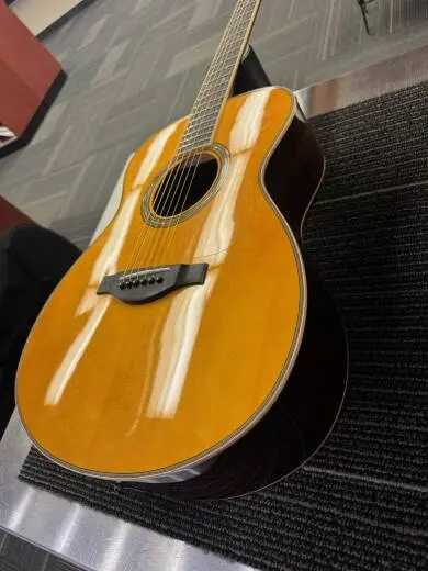 Yamaha - LSTA VT 2